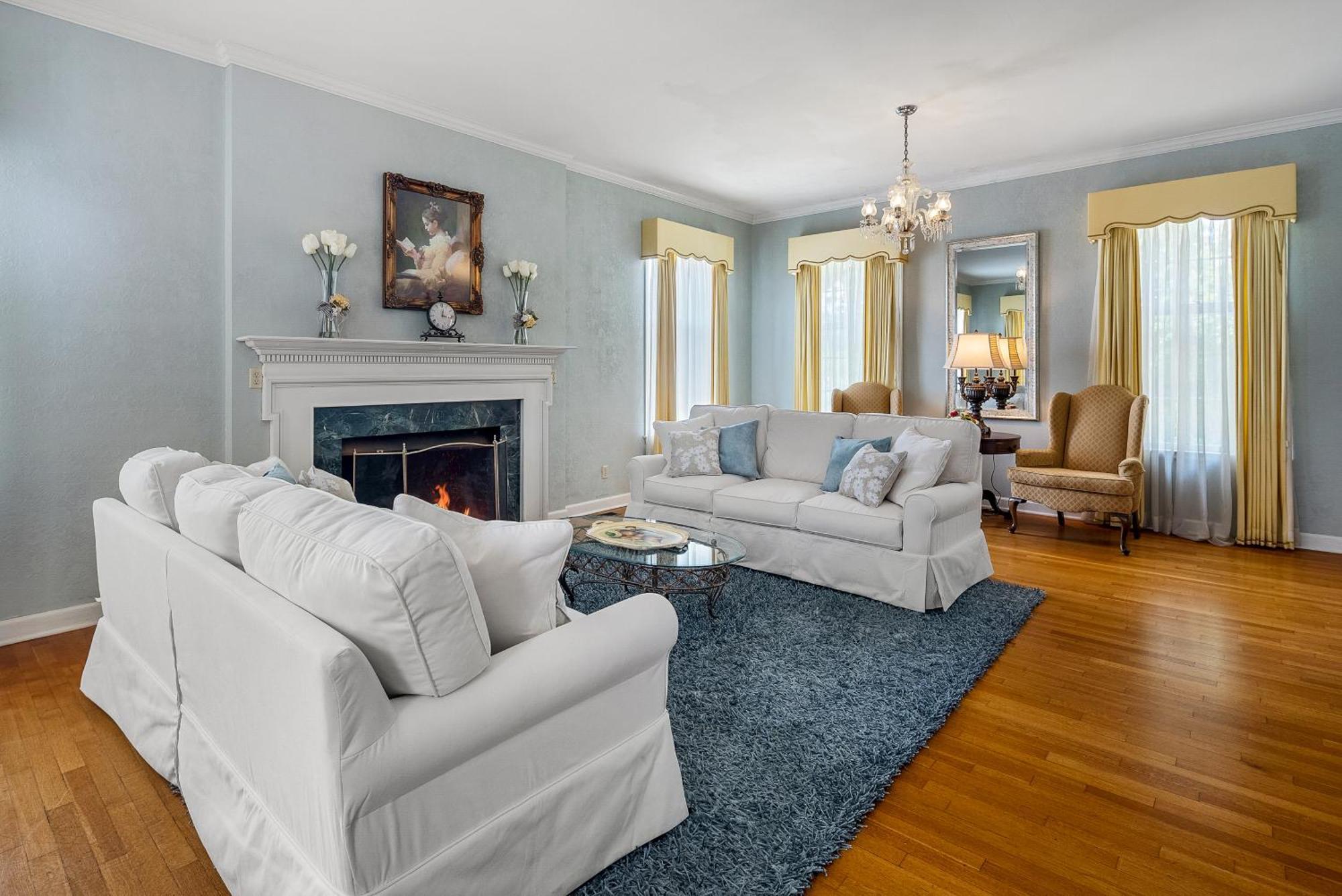 Beland Mansion-Treasured Mist Suite! Fort Smith Extérieur photo
